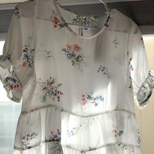 Paper Crane, Color: White, flowered , Size Small. PERFECT FOR SUMMER!